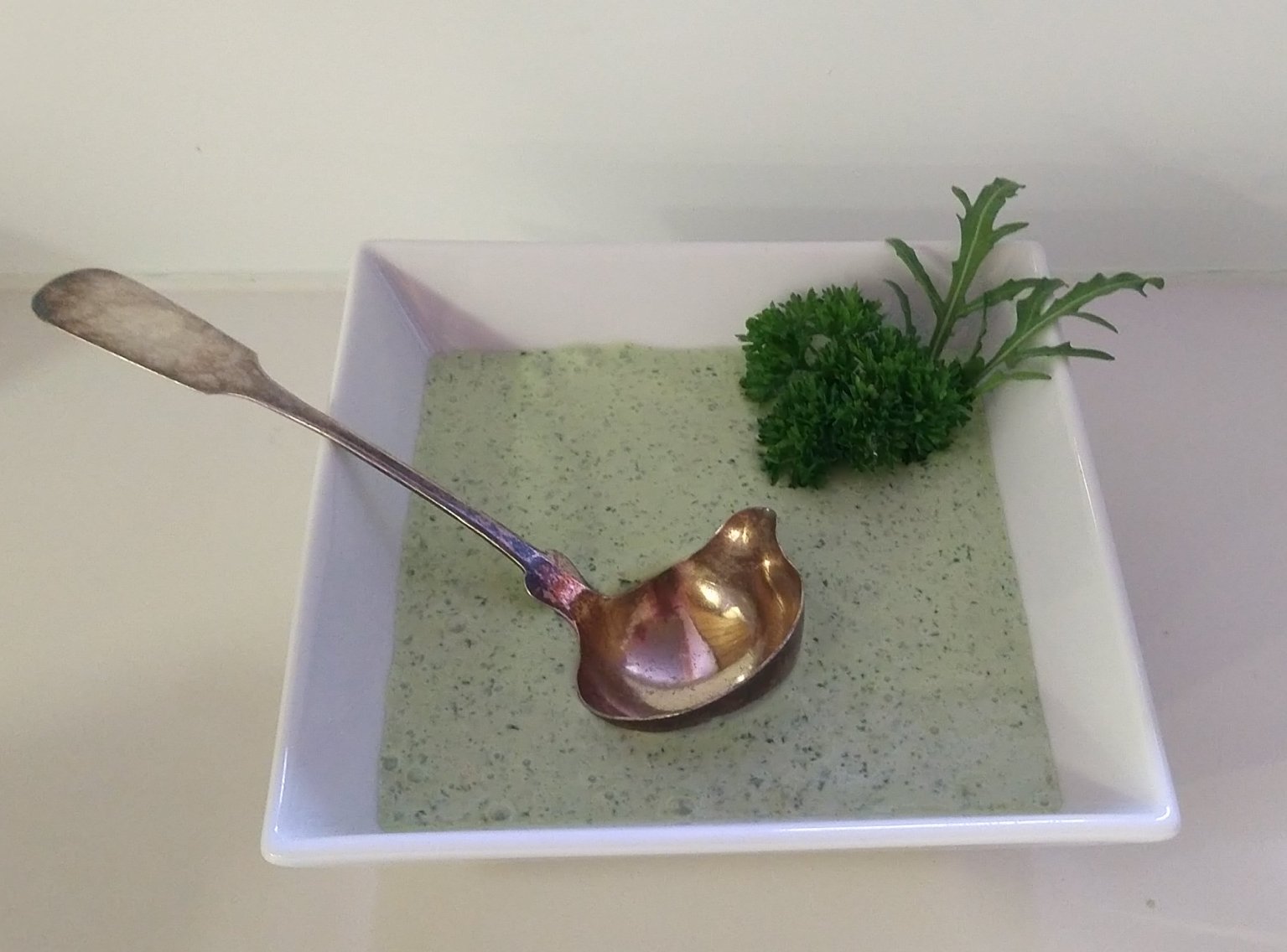 6 Grüne Sauce von Frühlings Kräutern